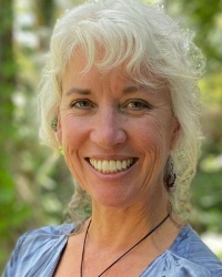 Leslie Peterson - Naturopathic Doctor